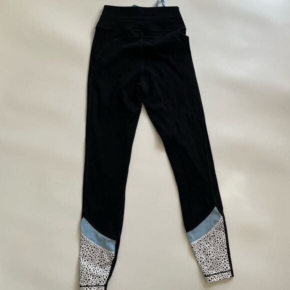 White Fox Active High Rise Colourblock Leggings Black XS - Picture 6 of 6